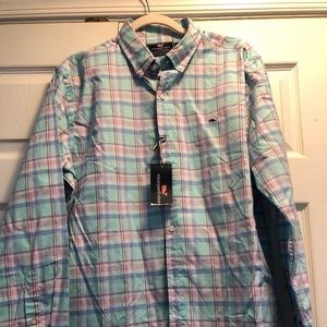 NWT Vineyard vines men’s shirt. Size L